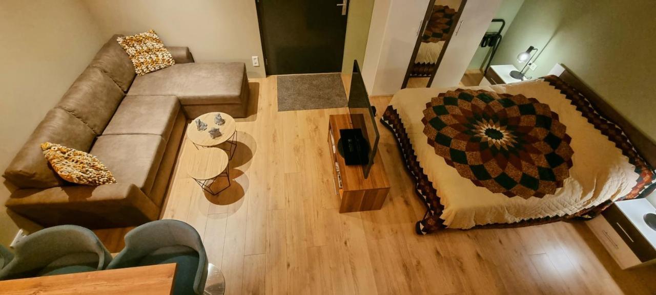 Inntermezzo Almere Luaran gambar
